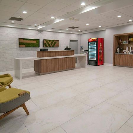 Four Points By Sheraton Александрия Екстериор снимка